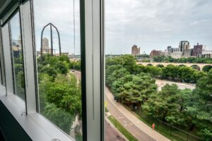 View toward the Stone Arch Bridge from River Parkway Place