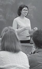 Alum-in-residence Katy McCallum Sachse spoke to students in Terry Fretheim’s Pentateuch class.