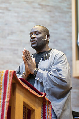 Luther Seminary student leading worship